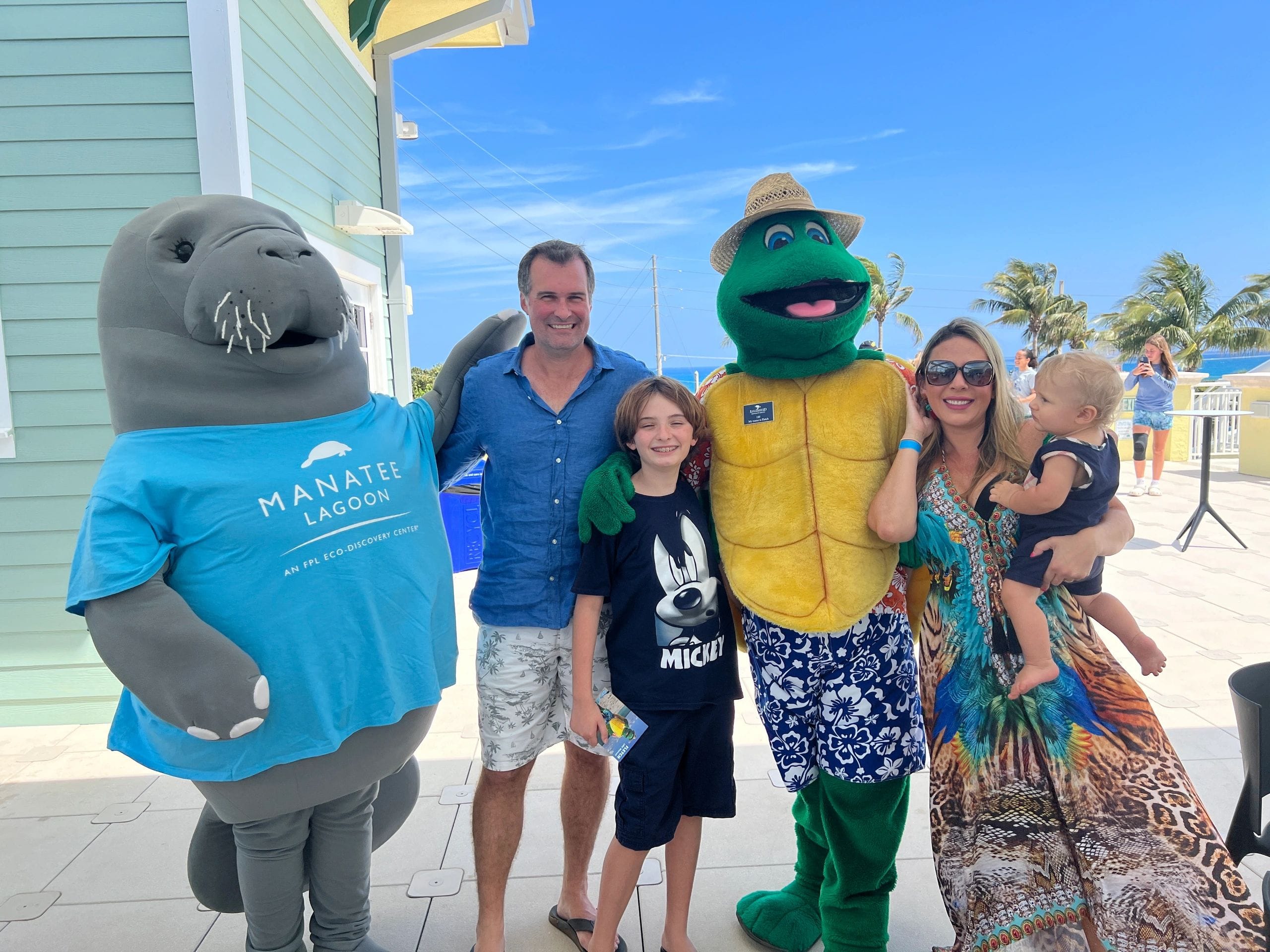 Alex Cooke with family at Manatee Lagoon